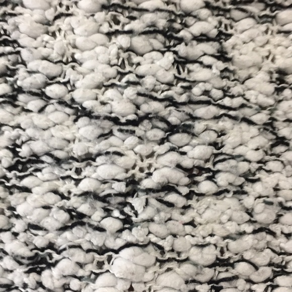 ASTR the label black & white sweater M size - Picture 4 of 5